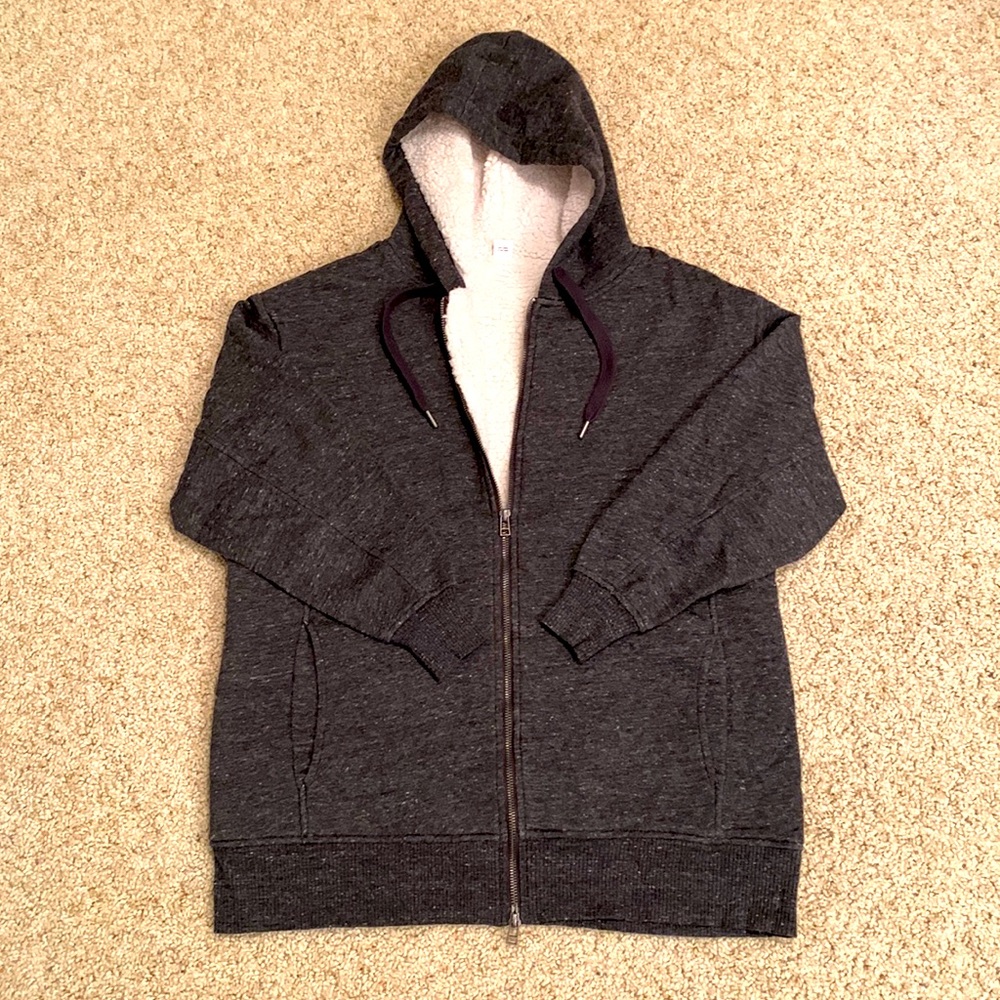 Old Navy - Sweat Jacket Hoodie
Sherpa Lined Zip-up Oversized
Dark Gray (Size XS)